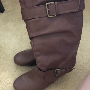 Brown boots